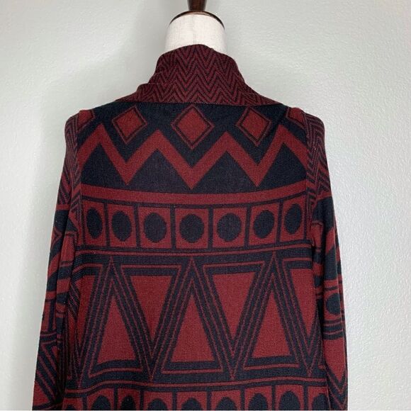 Active Designed in Los Angeles Geometric Knit Fringe Open Front Cardigan - Picture 9 of 14